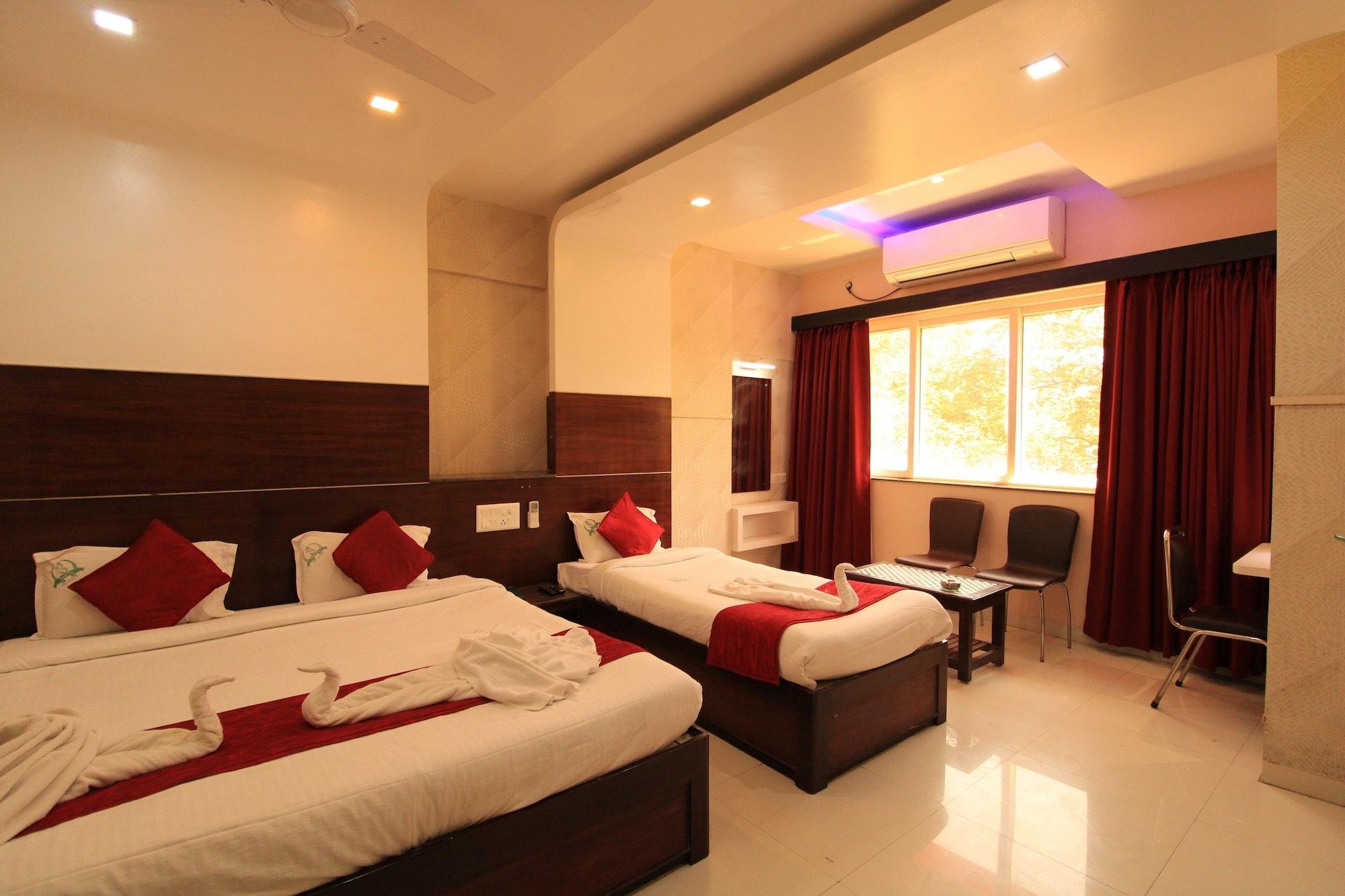 Hotel Sumith Palace Pondicherry Exterior foto